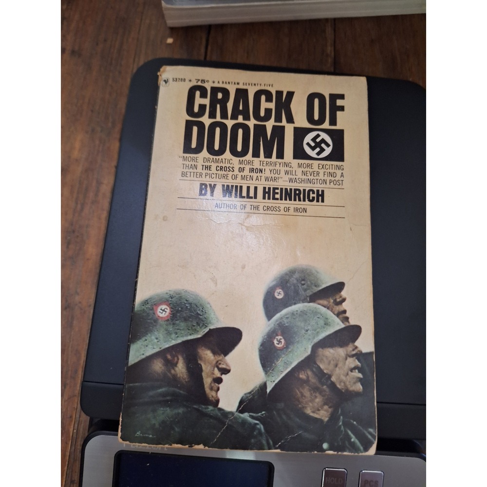 Crack of Doom Willi Heinrich Vintage 1967 Bantam Paperback WWII Fiction S3280